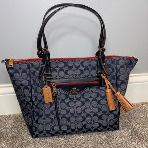 NWOT Coach Kleo Carryall in Signature Chambray